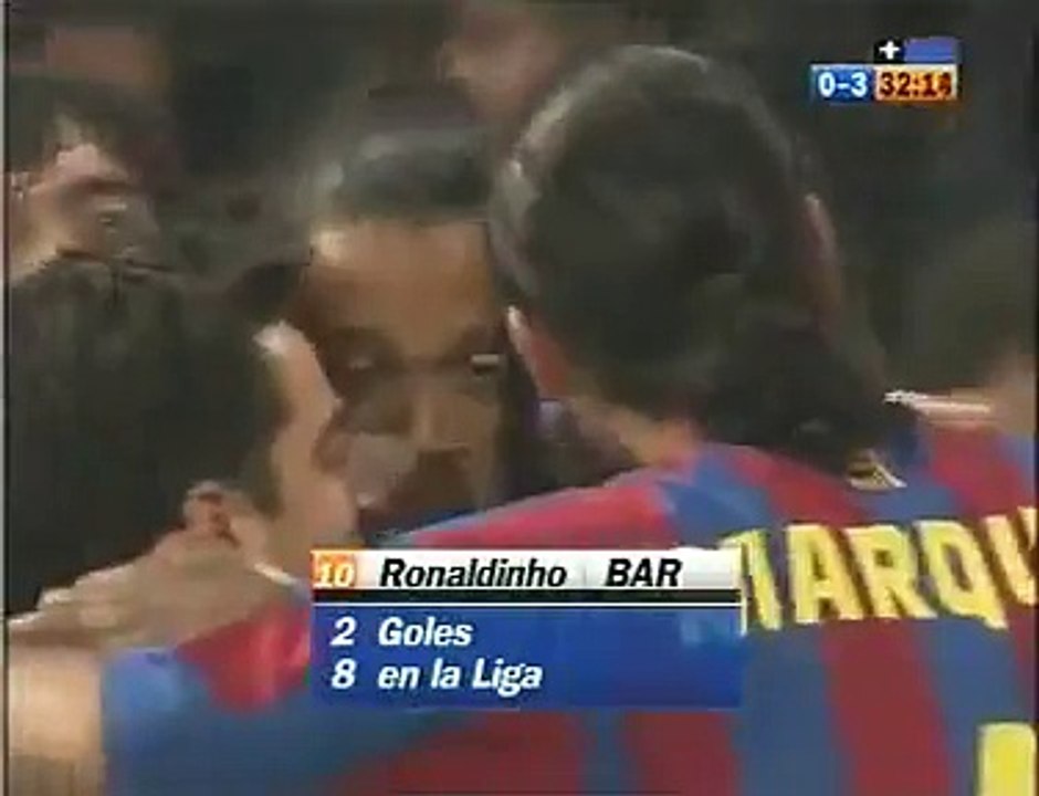 El Bernabeu aplaude el gol de Ronaldinho. Real Madrid 0 Barcelona 3