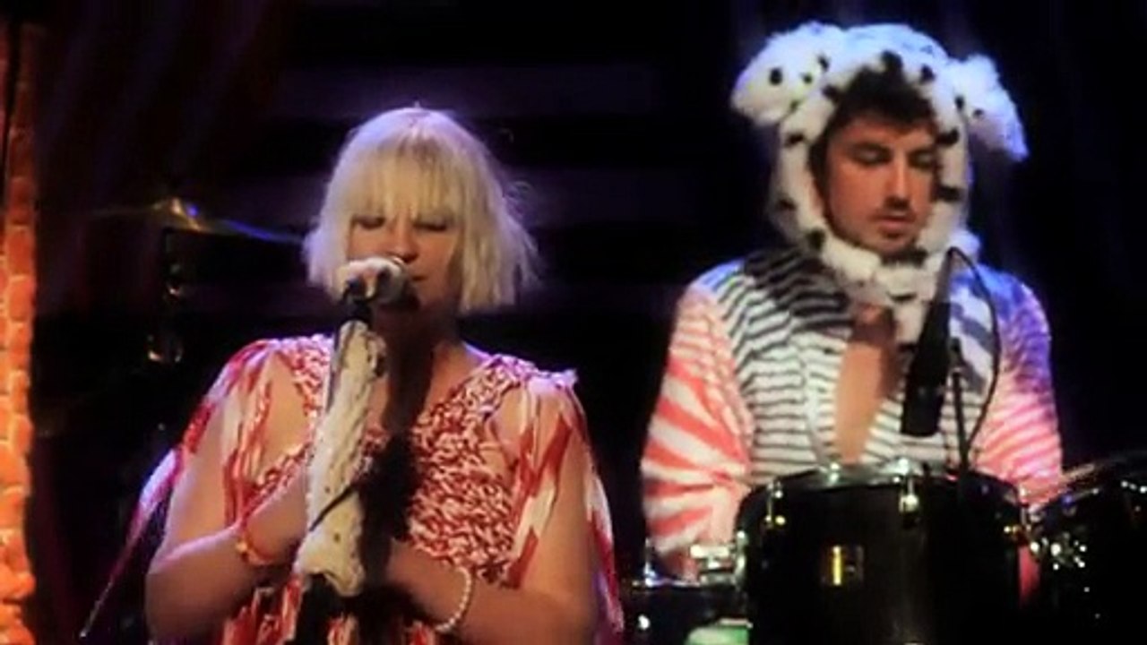 Sia - Soon We'll Be Found (Live At London Roundhouse)