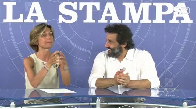 Flavio Insinna a La Stampa dichiara: Fiction e pacchi, così racconto l'Italia in TV - 25/07/2015