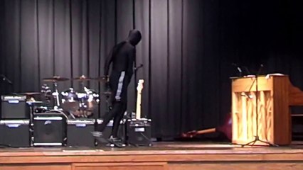 Mesmerizing Black Morph Suit Dance Performance 🎭