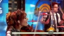 Lindsey Stirling Performs Roundtable Rival at the Today Show