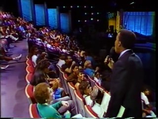 MC Hammer - They Put Me in the Mix - The Arsenio Hall Show