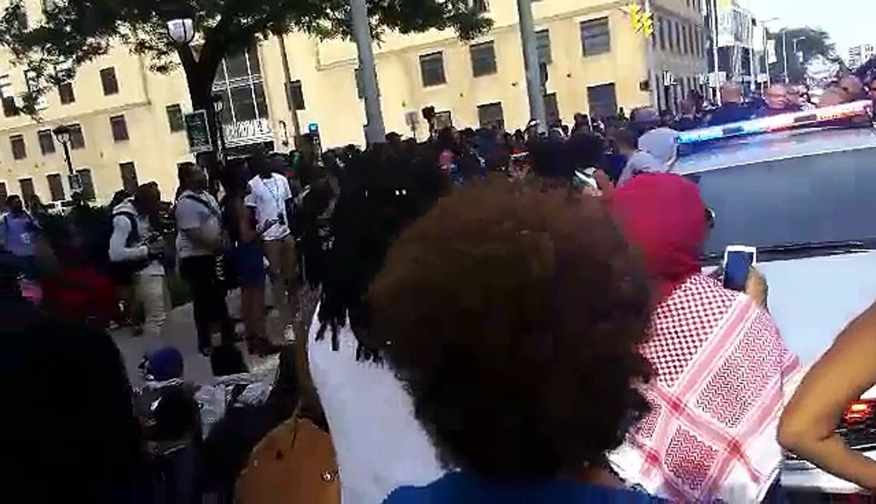 Cops Harassing a 14 yr old boy in Cleveland Ohio
