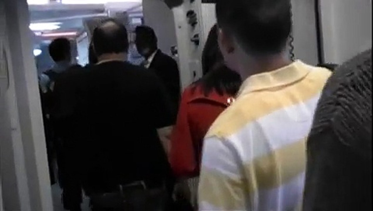 Boarding Qantas Airbus A380 - Melbourne To Los Angeles, 17th March 2010