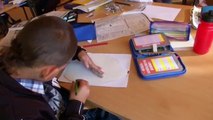 Gewalt an deutschen Schulen Doku | Kleine Kämpfer | Dokumentation Deutsch