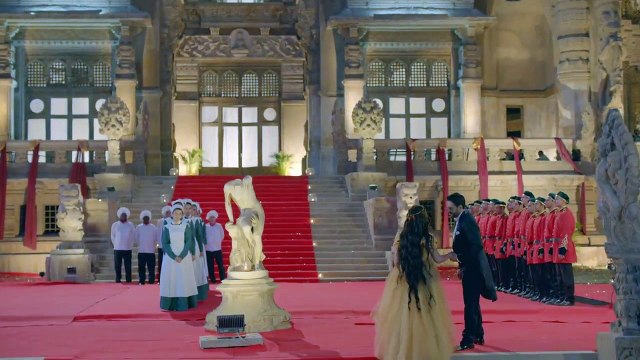 محمد حماقي و دنيا سمير غانم - أول مره - Donia Samir Ghanem Ft. Hamaki - Awel Marra