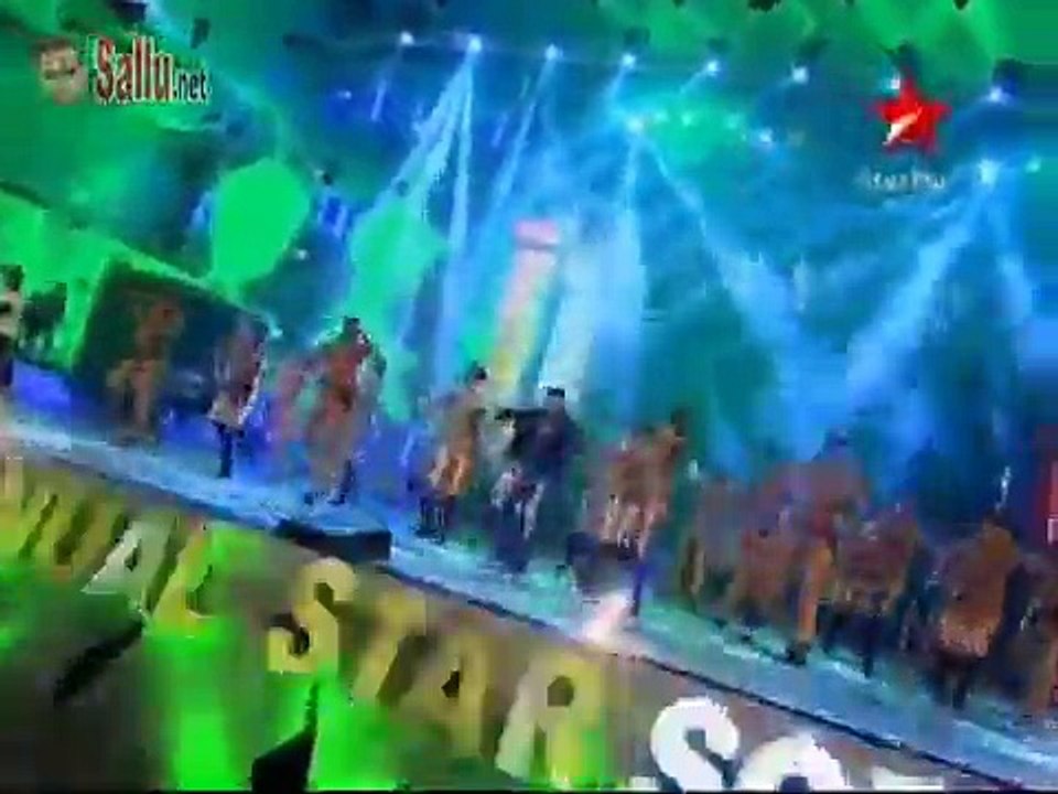 Salman Khan Rocking at the 17th Star Screen Awards 2011 || HQ || Sallu.net