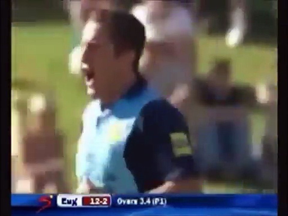 Top 8 Catches In Cricket History - Video Dailymotion