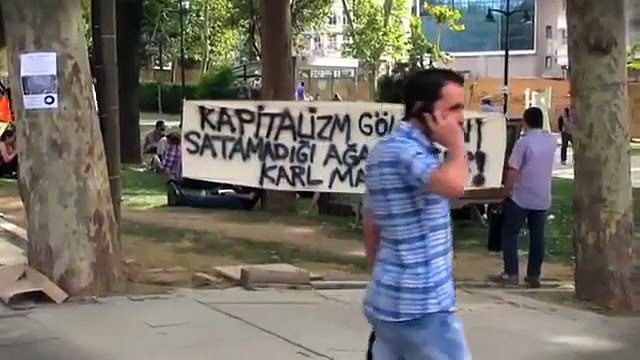 Gezi Parkı Direnişi Kardeş Türküler'den 'tencere tava havası'