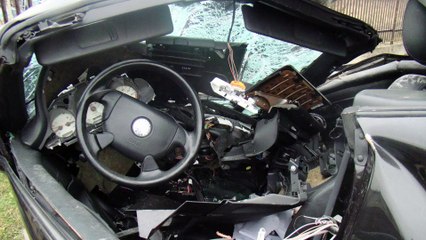 Tragiczny wypadek samochodowy - drastyczne +18
