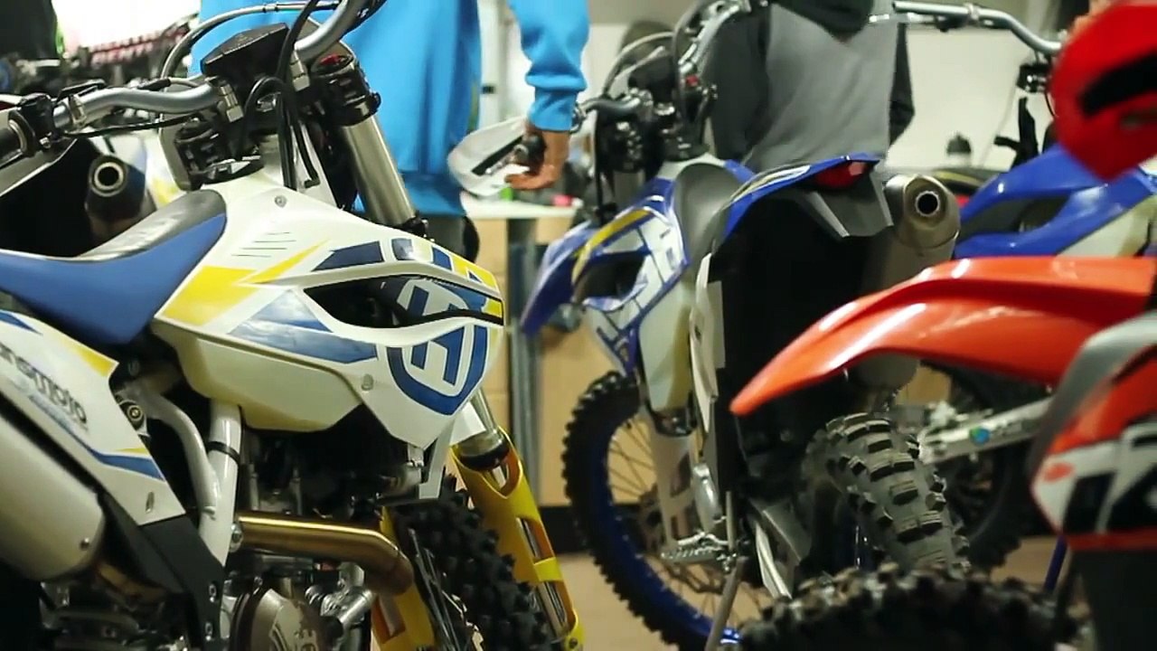 2014 KTM 500EXC vs 2014 Husqvarna FE501 vs 2014 Husaberg FE501: Transmoto