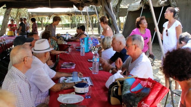 Repas champêtre de l'AALE de Laudun 25/07/15
