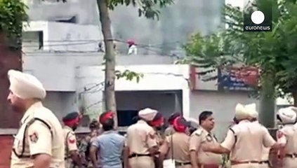 Hindistan'da silahlı saldırı: 6 ölü