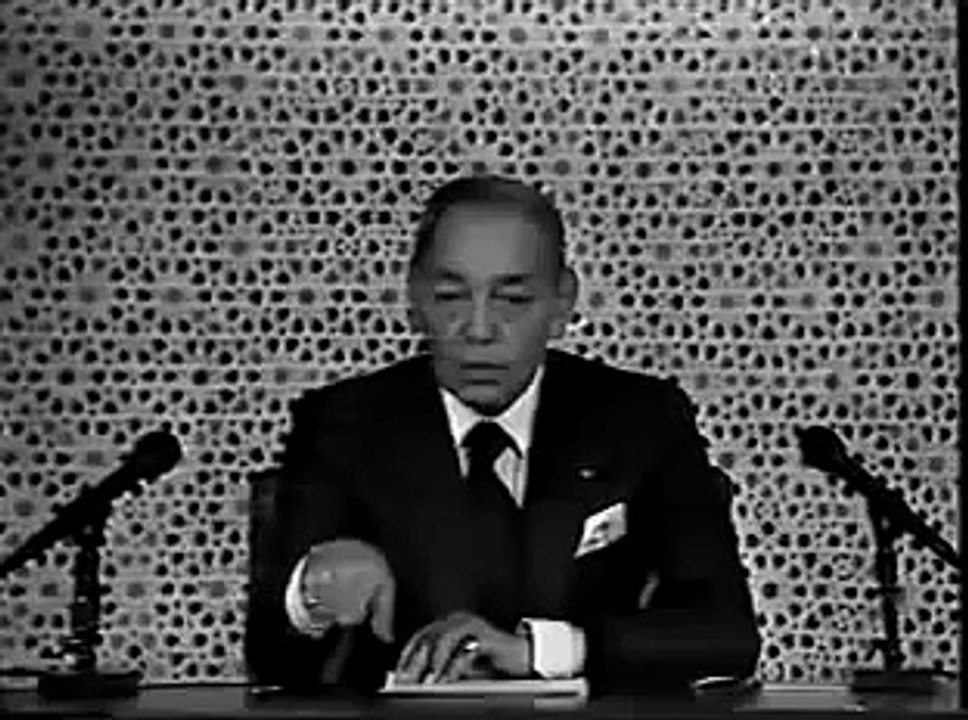 Hassan 2 insulte les Marocains  الحسن الثاني يهدد ويسب المغاربة