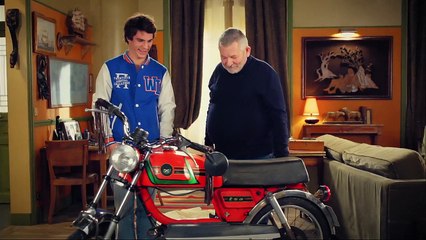 Scotere (S1 Ep88): Vie de famille avec humour 😊