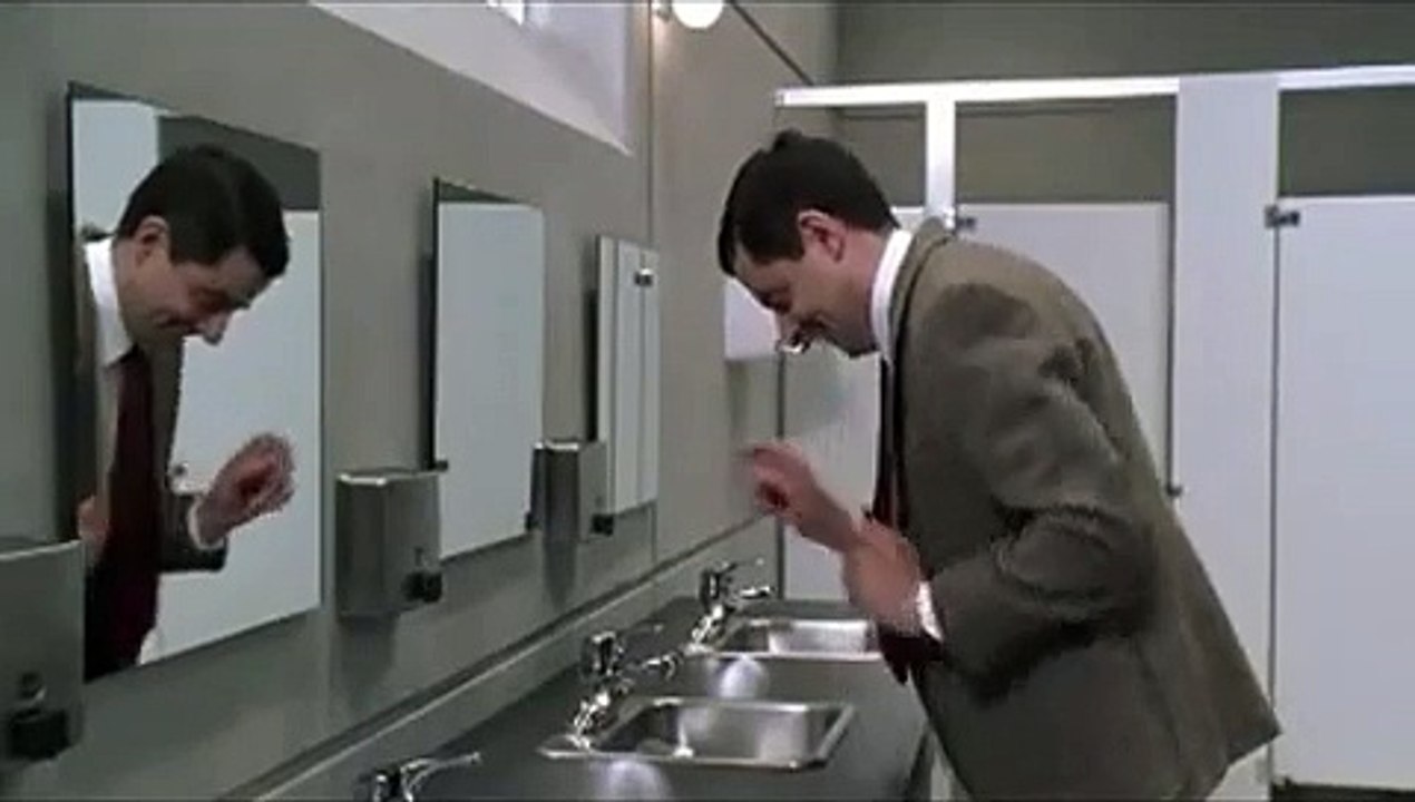 THE FUNNIEST Mr Bean Moments