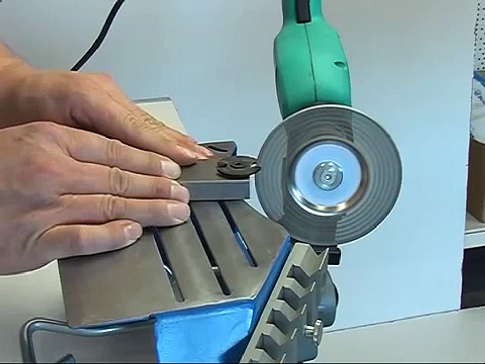 Werkzeug schärfen mit der Kaindl Schärfstation (KSS)