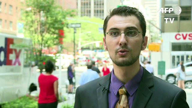 Boy Scouts of America to lift ban on gay troop leaders