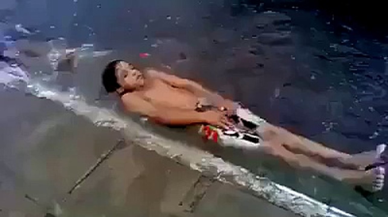 ajeeb water slaide