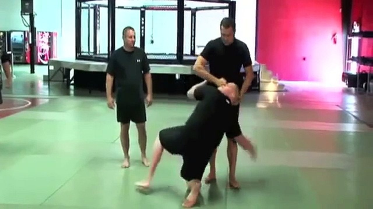 Val Riazanov - The Ballistic Strike and Systema Training