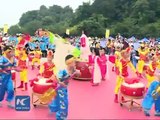 What do Chinese do on Dragon Boat Festival?