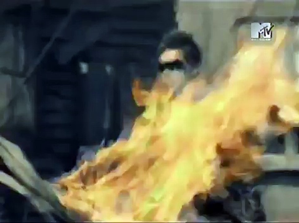 原爆投下直後の広島(原爆ドーム前)で韓国人歌手が被爆者を冒涜するPV [HIROSHIMA]