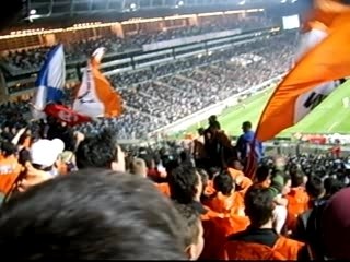 OM - LILLE Et pour l'OM il faut chanter