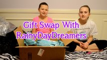 Gift Swap With RainyDayDreamers - Guessing the Presents