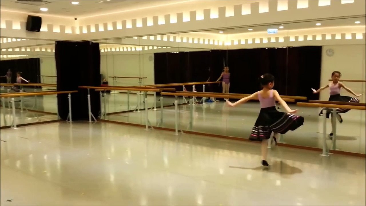 Grade 3 & Grade 4 ballet class @ Artiste Star Elite Dance School - Children ballet