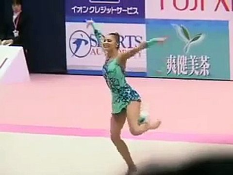 Alina Kabaeva ball Aeon Cup 2004