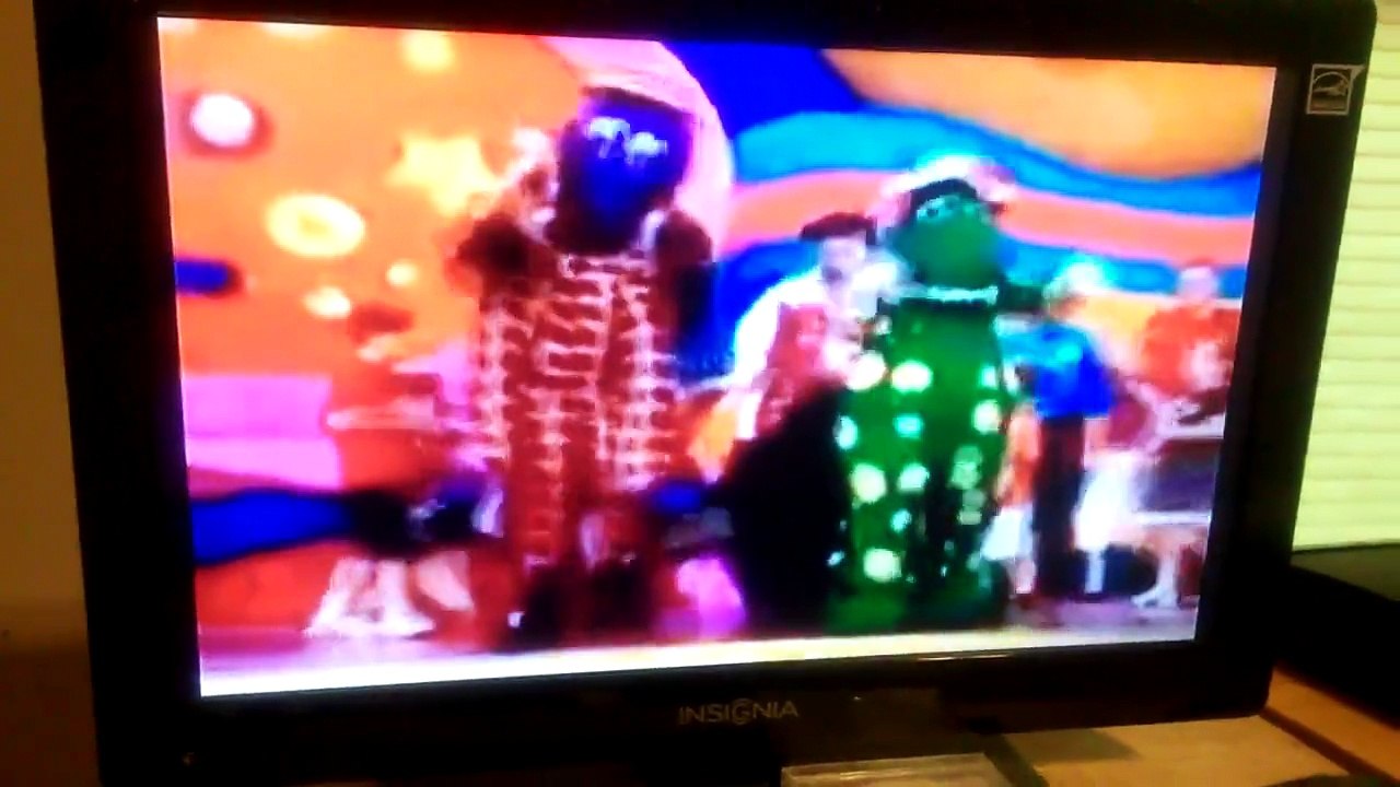 Wiggles little children music video 2001