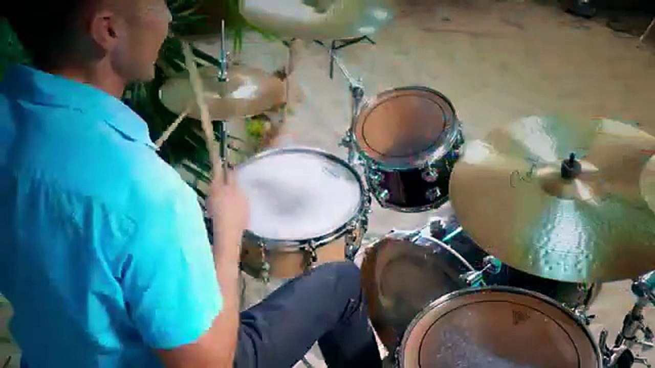 LUXURY BAND