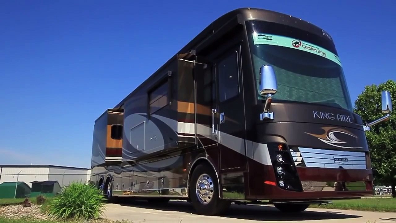 2015 Newmar King Aire Motor Coach