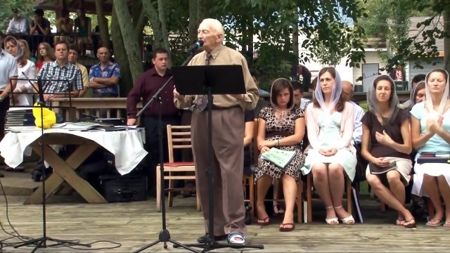 Ukrainian Pentecostal Church Bensenville, IL Baptism Close