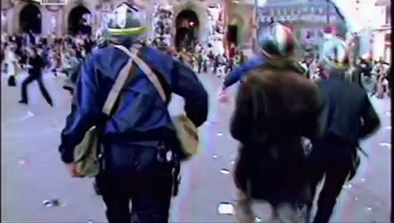 Coluche : Un clown ennemi d'Etat