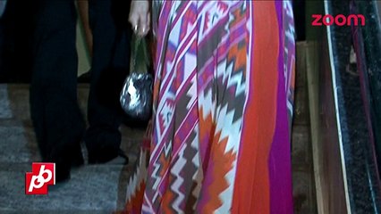 Preity Zinta loses cool over a chat with fans - Bollywood News