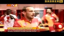 ŞAMPİYON GALATASARAY SOYUNMA ODASINDA KUTLAMA