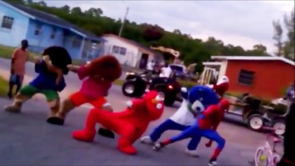 ELMO HITS THE WHIP | Nae Nae Vine Remix