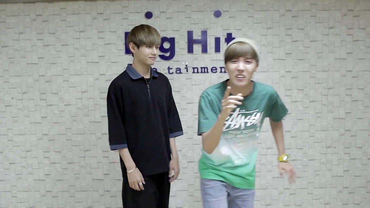 2015 Hit It Audition 3 # 3 진, 제이홉, 뷔, 지민, 정국 of 방탄소년단
