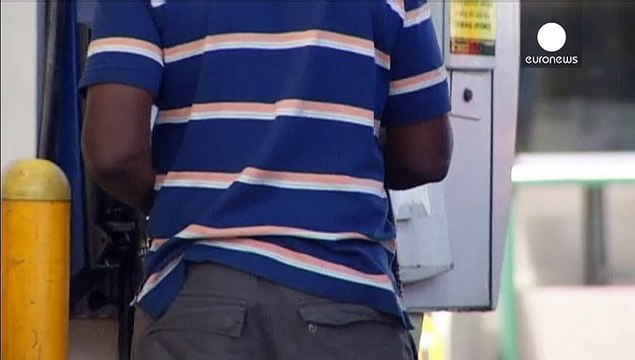 BP profits hit by low oil prices and high compensation