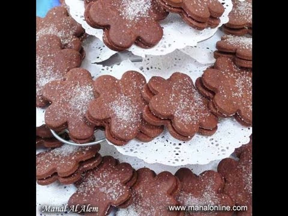 بسكويت شوكولاتة بكريمة الشوكلاتة 1