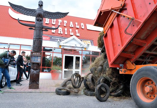 Crise des éleveurs : barrages filtrants sur l'autoroute Metz-Luxembourg