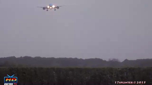 Most Dangerous Landing in Storm B777 PH-BVB 2015