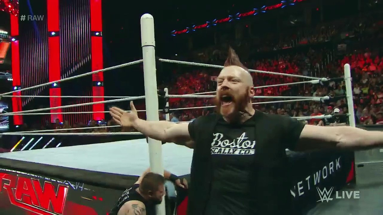 WWE RAW 2 NOVEMBER 2015