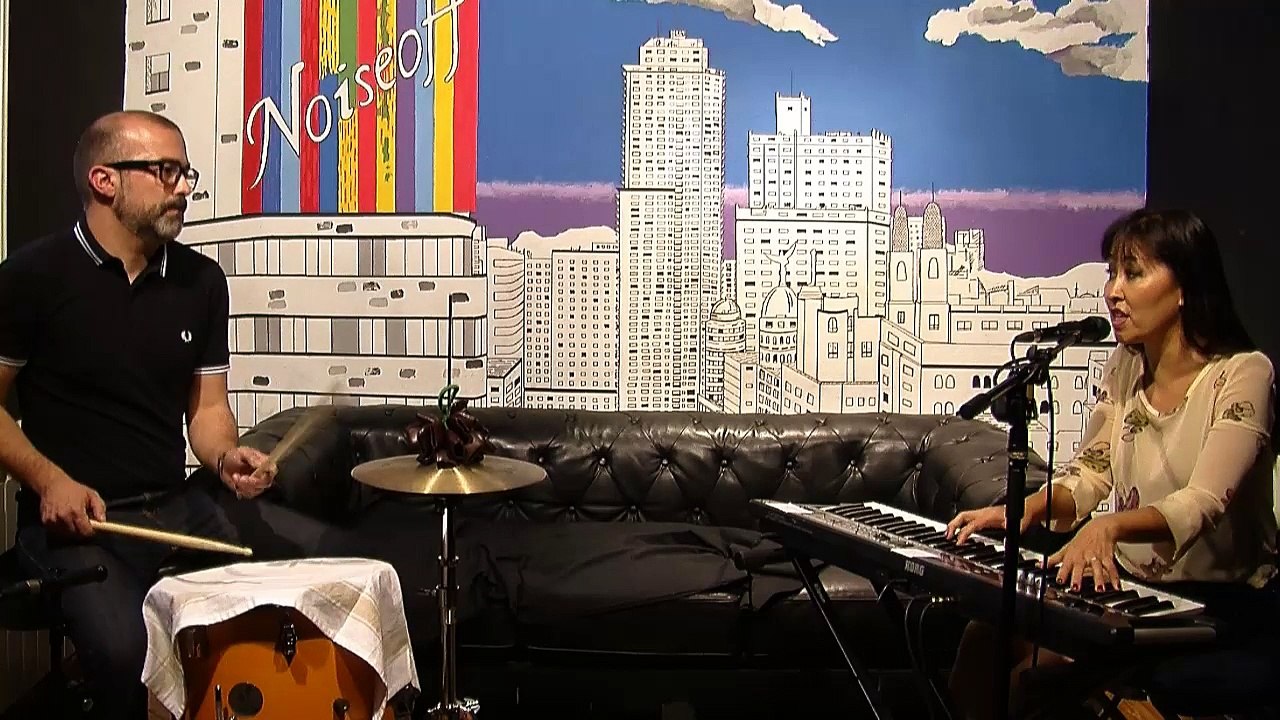 Miss Gi - Nid de Plumes - Noise Off Unplugged (Directo)