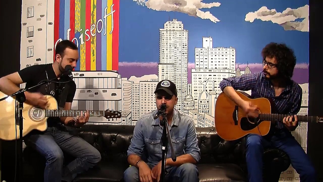 The Picos Pardos - Las seis - Noise Off Unplugged (Directo)