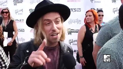 Harry Styles’ First Ever Concert  MTV News