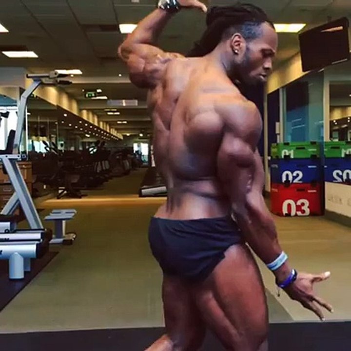 showing back muscles