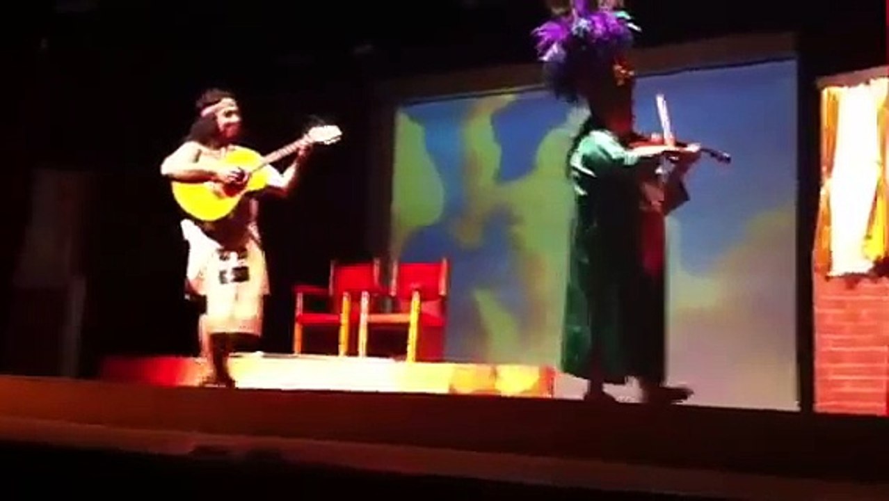 Cierre obra de teatro "La Epopeya de las Indias Españolas"