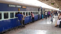 Indian Railways Sleeper class coach. 12490 - 12489 Dadar - Bikaner Super Fast Express